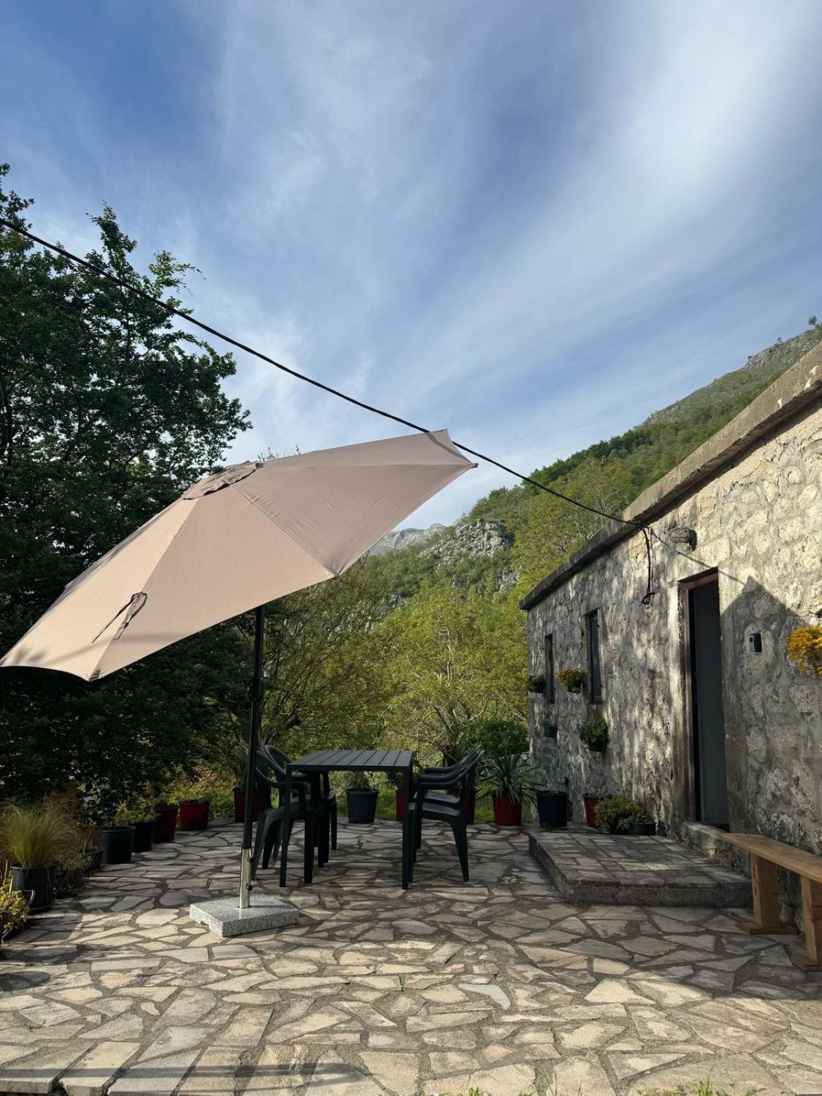 Nature Escape Montenegro Котор Екстериор снимка